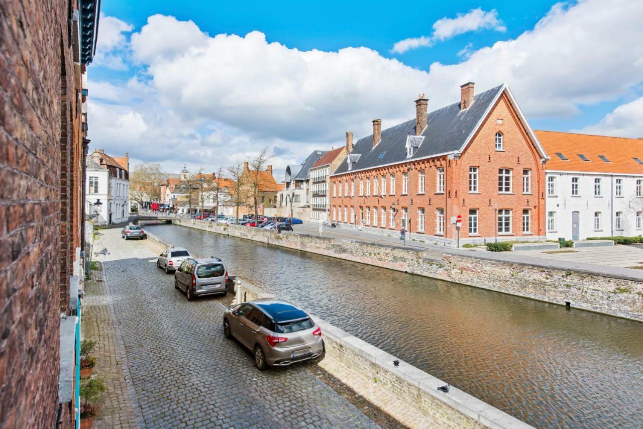 Charming Place Along The Canals In Bruges Apartment Exterior photo