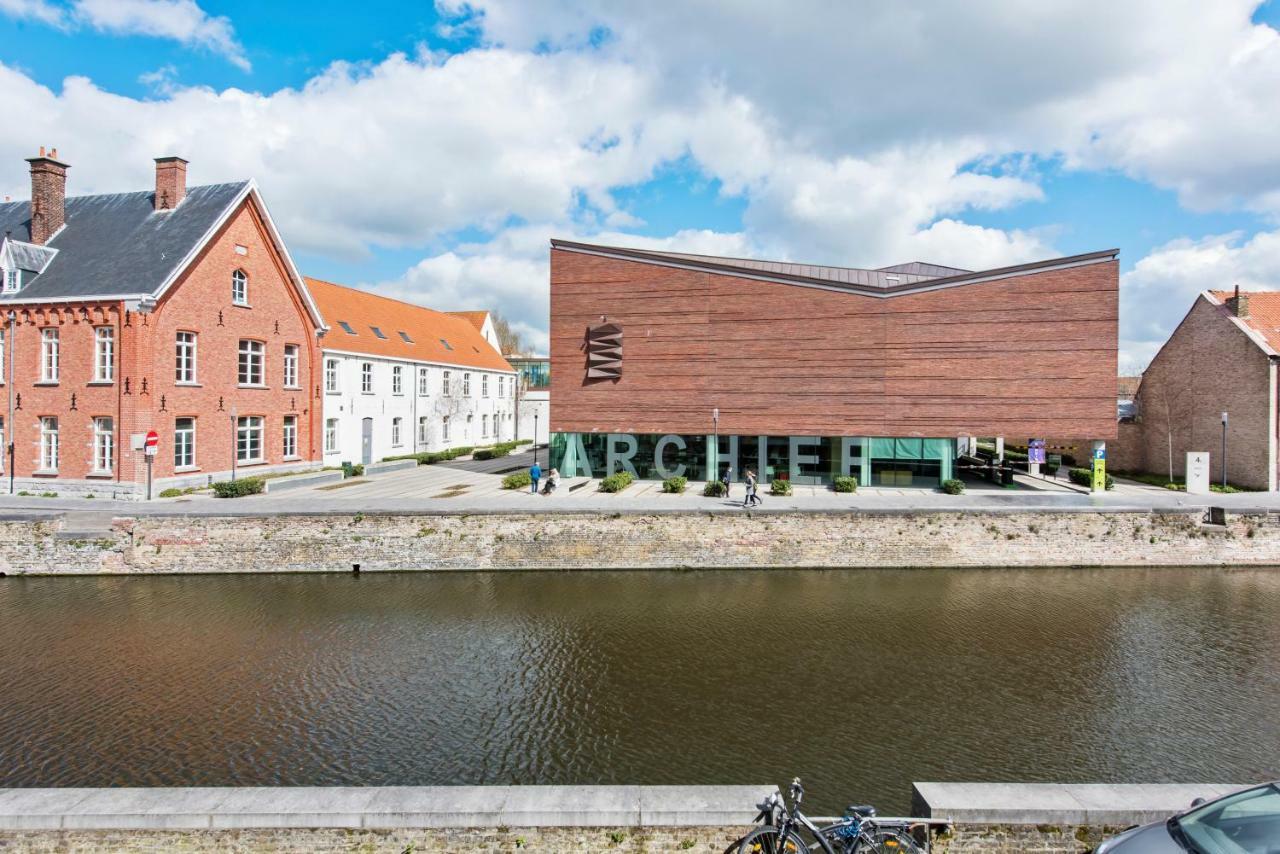 Charming Place Along The Canals In Bruges Apartment Exterior photo